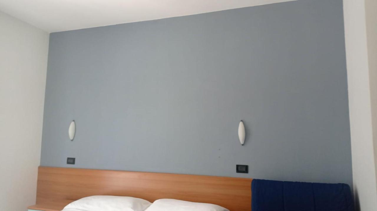Hotel La Pace 바뇨디로마냐 외부 사진