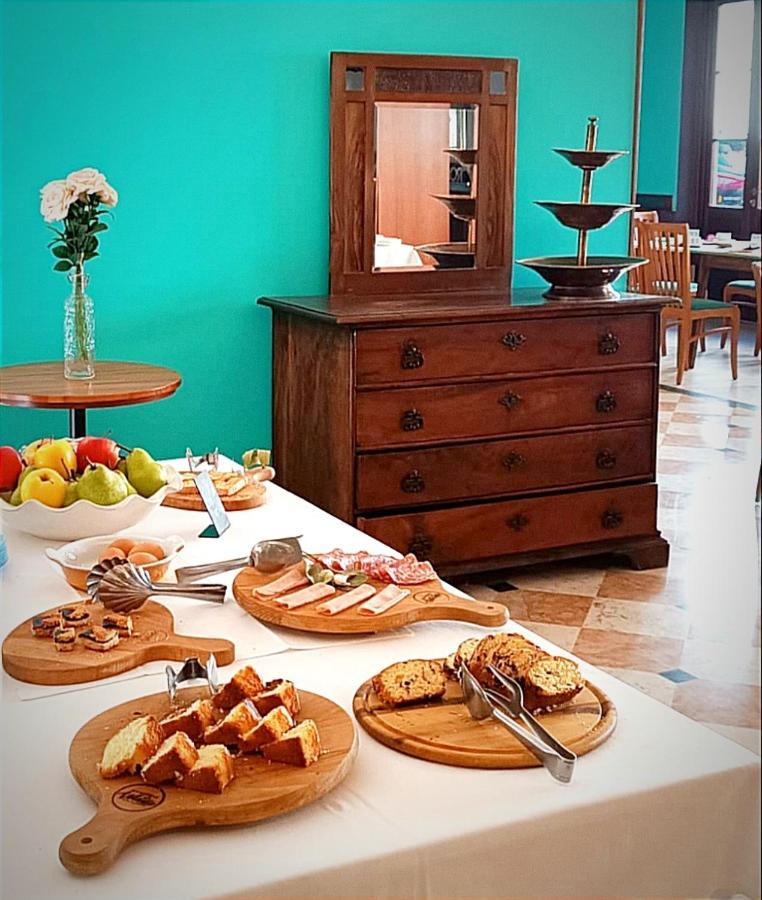 Hotel La Pace 바뇨디로마냐 외부 사진